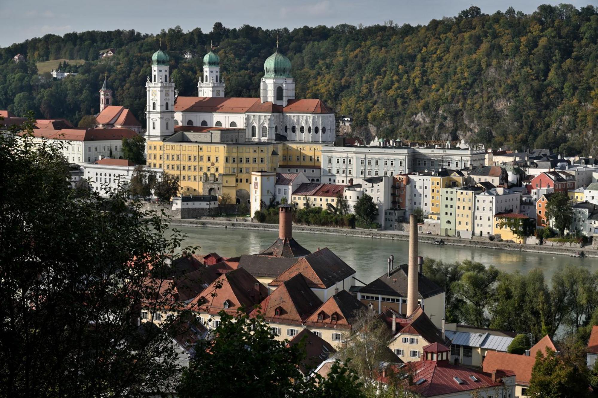 Spectrum Kirche Exerzitien-Und Bildungshaus Auf Mariahilf Passau Bagian luar foto